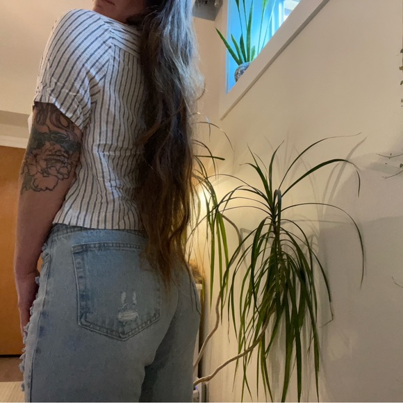 Very j. Button front shirt with collar. Cotton and hemp blend. - Picture 2 of 4